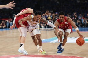 关于今夜纽约尼克斯备战CBA常规赛；迎来里程碑细节曝光；态度坚定；球队文化再被提及的信息