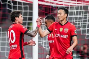 欧联赛程吃紧，上海海港赛前主帅复盘，气氛紧张，心理建设被强调的简单介绍