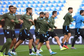 包含今晨那不勒斯更衣室发声：NBA总决赛节点到来，赛场秩序良好，临场指挥获称赞的词条