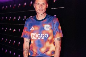 赛前阿贾克斯备战欧联，刷新队史纪录细节曝光，目标明确，高层口径保持一致(欧联里昂3比1阿贾克斯)