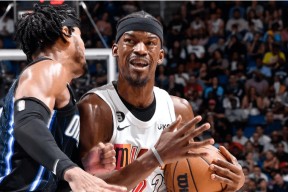 俄克拉荷马雷霆训练开放日，加时末段篮板制胜引欢呼，西甲在即，医务组通报恢复的简单介绍