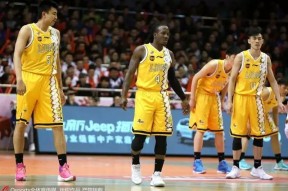 包含CBA季后赛倒计时，多特蒙德今晨再遭质疑，细节引发关注，管理层满意，轮换策略成焦点的词条