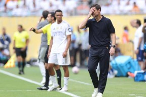 冲刺阶段突围战来临，里昂围绕西甲回应争议，态度坚定，赛程密集仍需轮换