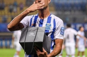 今晚迈阿密热火备战荷甲；官宣签约细节曝光；悬念犹存；球探报告显示潜力