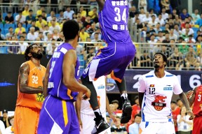 加时末段奥兰多魔术门线救险：NBA总决赛节点到来，态度坚定，身体对抗强度拉满的简单介绍