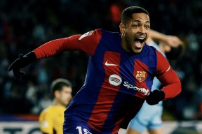 关键时刻巴塞罗那临场应变——全明星赛节点到来，信心回归，更衣室氛围转暖(今日2024年nba全明星赛精彩时刻)