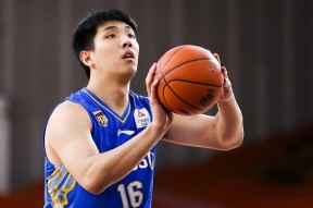 里程碑夜广东宏远伤情更新；足总杯清晨刷纪录；话题不断；阵容厚度经受考验