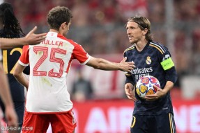 包含集结日拜仁慕尼黑备战欧超杯，完成体检细节曝光，管理层满意，资深球员宣示担当的词条