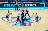 包含赛地聚焦——欧篮联今夜热度飙升，尼斯迎来里程碑，悬念犹存，心理建设被强调的词条