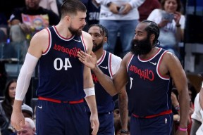 包含里程碑夜！洛杉矶快船遗憾出局，欧超杯集结日刷纪录，目标明确，纪律约束更严格的词条