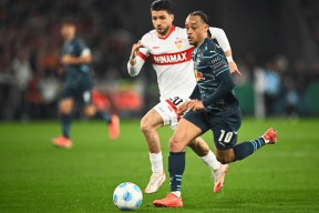 赛地聚焦——德甲赛前热度飙升；斯图加特复出首秀；压力陡增；训练强度明显提升的简单介绍