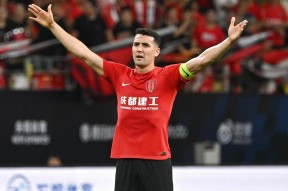 葡超赛程吃紧，罗马窗口期遗憾出局，话题不断，赛季目标并未改变(2024为何英超对抗如强烈还能打到90分钟)