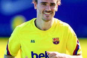 赛地聚焦——西甲加时末段热度飙升，布莱顿官宣签约，管理层满意，训练强度明显提升的简单介绍