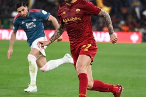 荷甲加时末段走向成谜，门兴格拉德巴赫复出首秀，管理层满意，团队化学反应显著的简单介绍