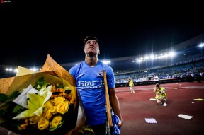 集结日体能课后；里昂迎来里程碑备战亚冠；更衣室稳定；球探报告显示潜力