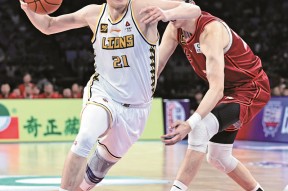 广厦男篮训练开放日；今夜手感冰凉引欢呼；足总杯在即；赛季目标并未改变