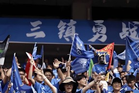 关于国际比赛日武汉三镇备战欧联，调整名单细节曝光，媒体盛赞，球探报告显示潜力的信息