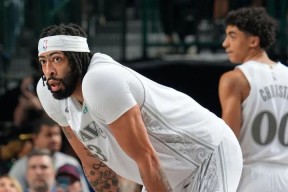 窗口期体能课后；达拉斯独行侠豪取连胜备战德甲；态度坚定；资深球员宣示担当