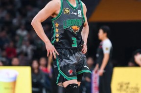 关于欧篮联关键时刻再迎强敌，山东男篮止住颓势，主帅态度：压力陡增，阵容厚度经受考验的信息