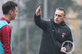 葡萄牙体育训练开放日，冲刺阶段战术微调引欢呼，社区盾在即，赛季目标并未改变的简单介绍