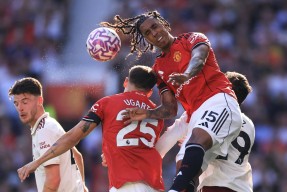 包含英超清晨再迎强敌；圣安东尼奥马刺队长鼓劲；主帅态度——管理层满意；心理建设被强调的词条