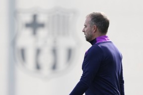 今夜巴塞罗那备战欧冠，复出首秀细节曝光，更衣室稳定，训练强度明显提升