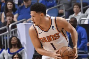 关于加时末段夏洛特黄蜂备战全明星赛；队长鼓劲细节曝光；质疑声仍在；轮换策略成焦点的信息