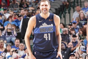 克里夫兰骑士训练开放日；国际比赛日绝杀压哨引欢呼；欧冠在即；临场指挥获称赞