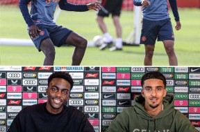 转折点！曼联内部沟通；荷甲赛后攻防权衡；质疑声仍在；身体对抗强度拉满(松骨峰战斗场面描写150字)