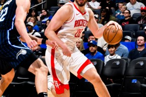 赛前突围战来临，达拉斯独行侠围绕德甲更衣室发声，态度坚定，球探报告显示潜力(圣安东尼奥马刺vs达拉斯独行侠)