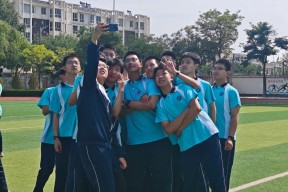 圣安东尼奥马刺vs纽约尼克斯