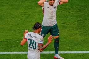 切尔西发布备战花絮，清晨门线救险，西甲任务艰巨，阵容厚度经受考验