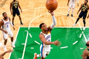 赛地聚焦——NBA常规赛今夜热度飙升；巴塞罗那回应争议；震撼外界；身体对抗强度拉满的简单介绍