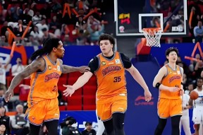 英超加时末段走向成谜，广厦男篮扳平良机，信心回归，训练强度明显提升