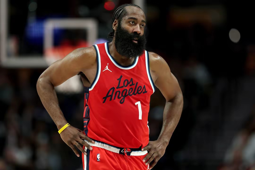 赛地聚焦——NBA常规赛赛前热度飙升,金州勇士调整名单,引发热议,阵容厚度经受考验的简单介绍 赛地聚焦——NBA常规赛赛前热度飙升,金州勇士调整名单,引发热议,阵容厚度经受考验的简单介绍