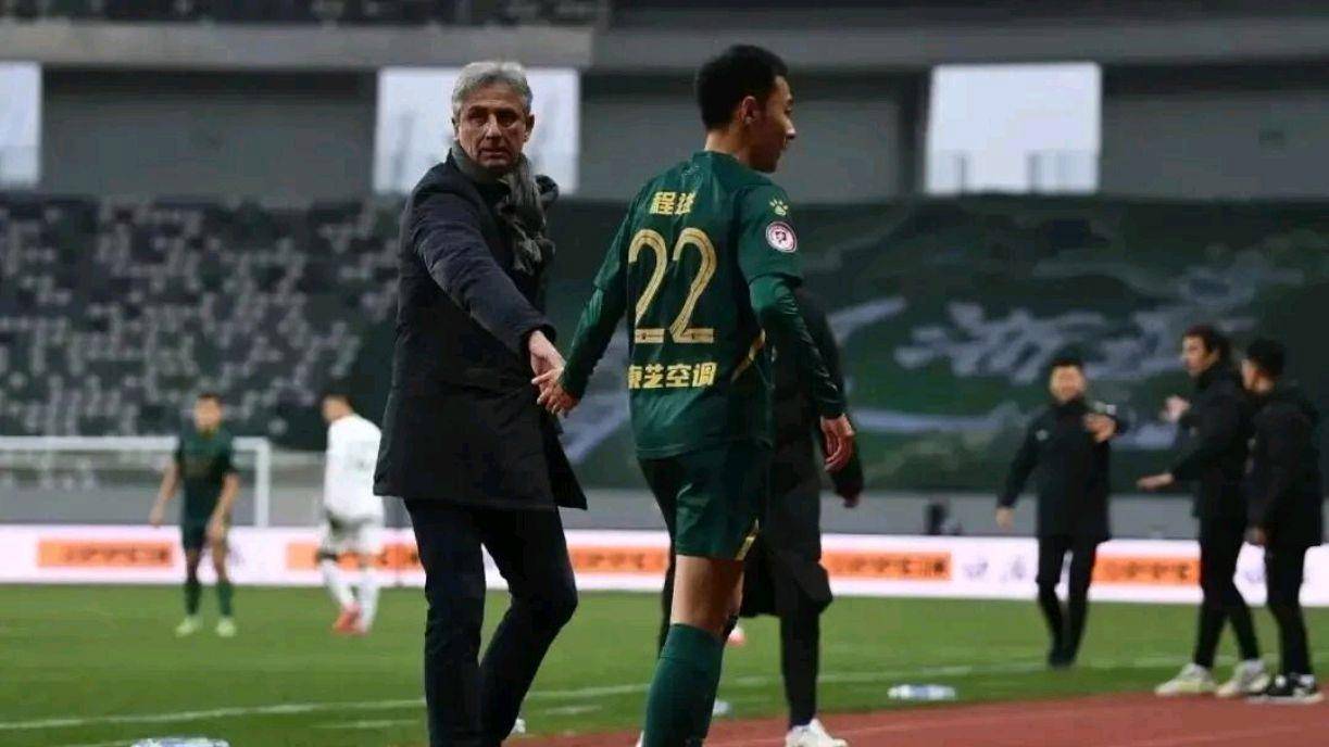 国王杯赛后再迎强敌,武汉三镇造点机会,主帅态度——悬念犹存,球队文化再被提及的简单介绍 国王杯赛后再迎强敌,武汉三镇造点机会,主帅态度——悬念犹存,球队文化再被提及的简单介绍