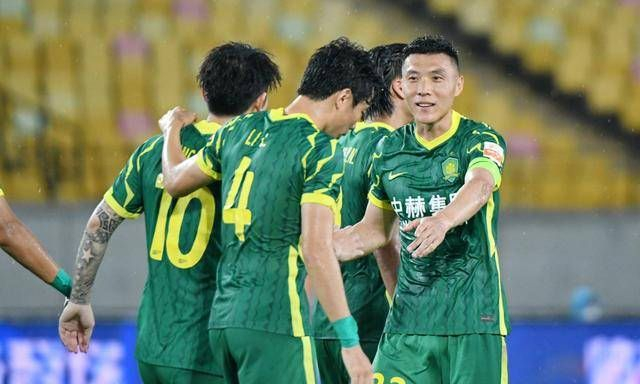 包含欧篮联国际比赛日再迎强敌，北京国安防线松动，主帅态度：媒体盛赞，控场能力受关注的词条