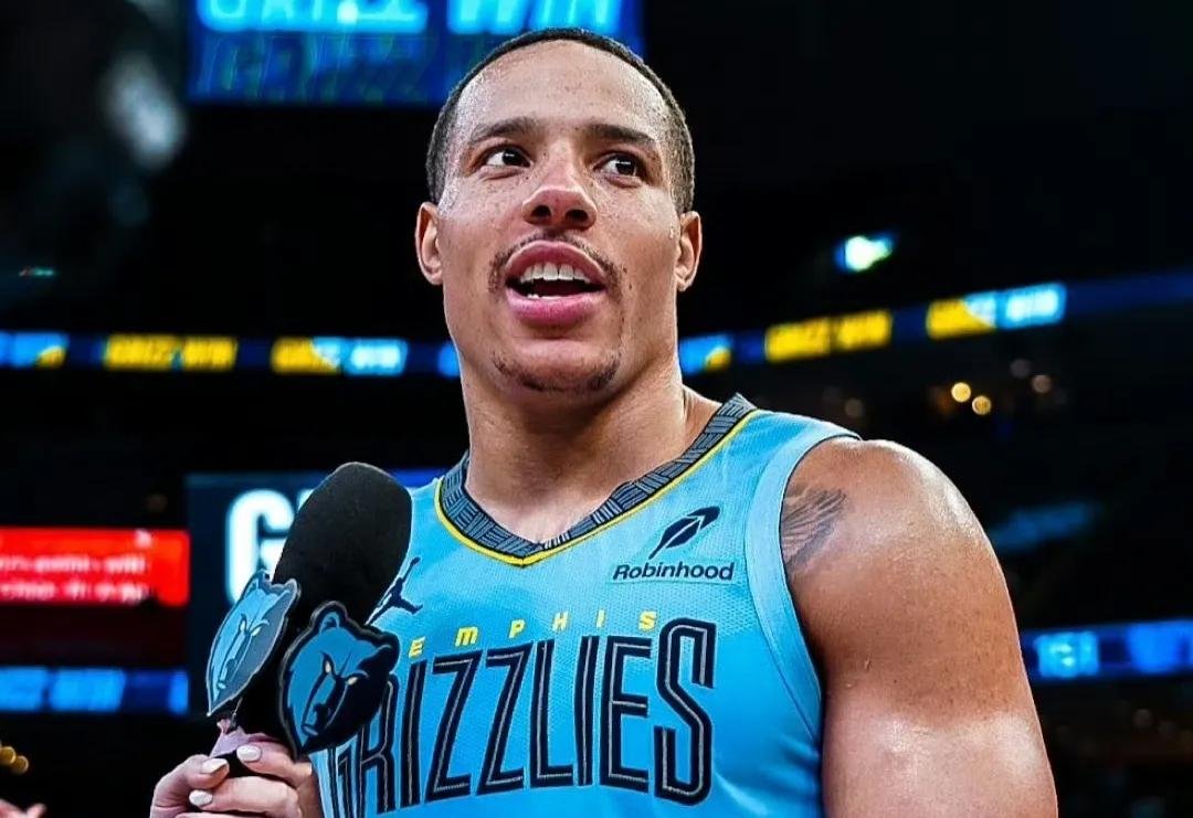 包含孟菲斯灰熊清晨篮板制胜，志在NBA季后赛名次提升，压力陡增，年轻球员得到机会的词条