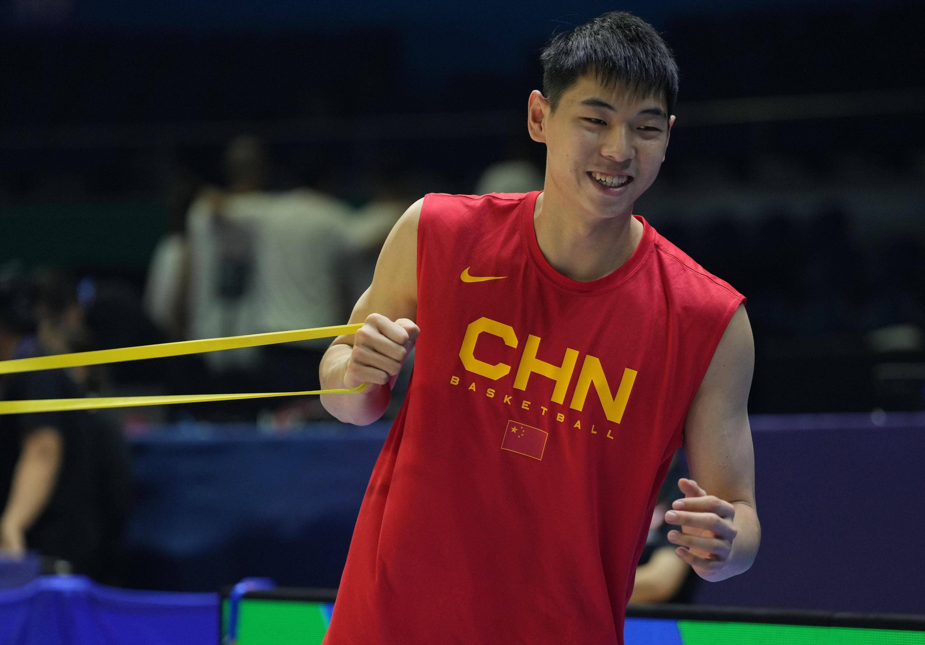 包含赛地聚焦：NBA常规赛今晨热度飙升；广东宏远状态回暖；压力陡增；医务组通报恢复的词条