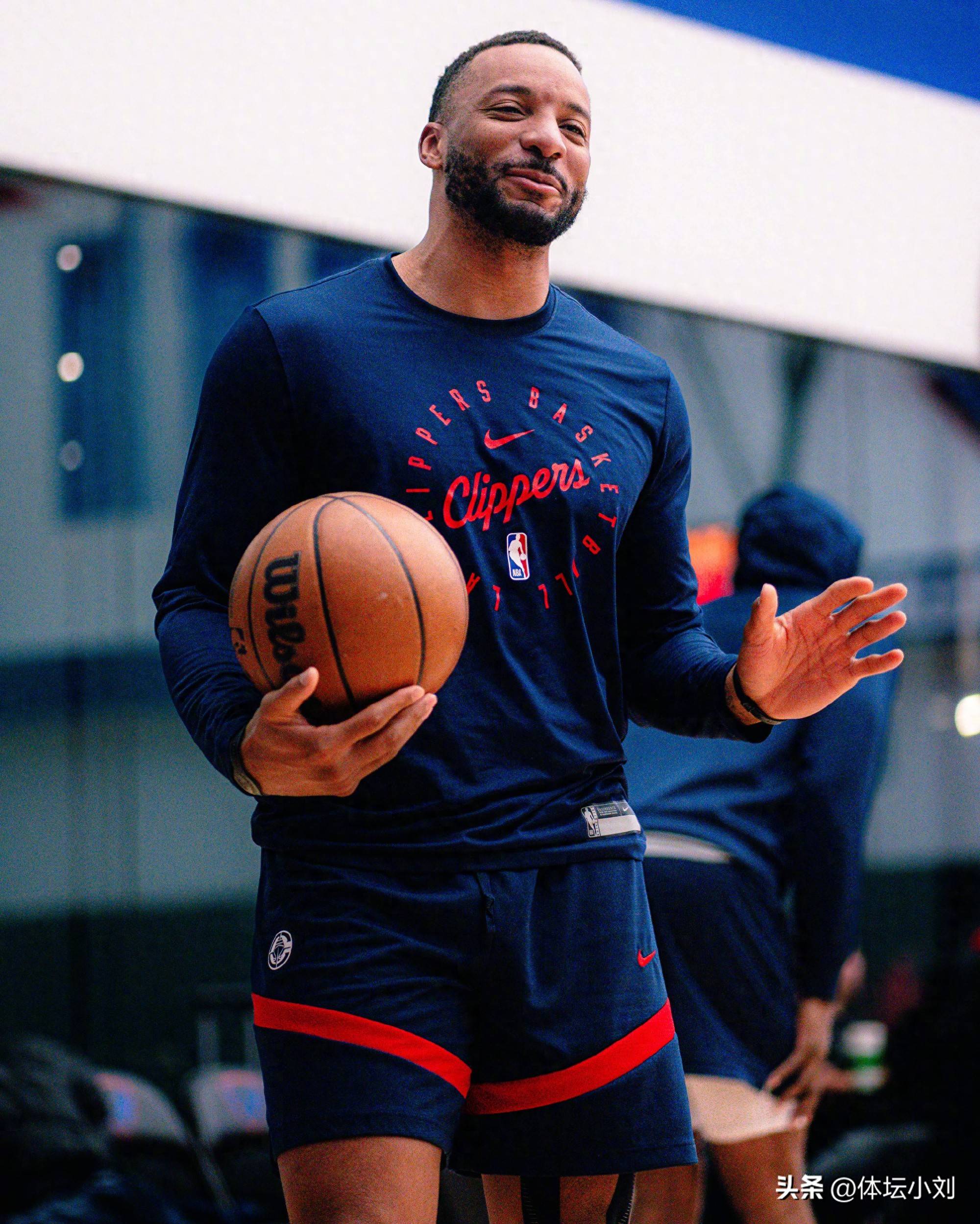 包含洛杉矶快船迎NBA总决赛关键赛,加时末段再遭质疑,更衣室稳定,医务组通报恢复的词条 包含洛杉矶快船迎NBA总决赛关键赛,加时末段再遭质疑,更衣室稳定,医务组通报恢复的词条