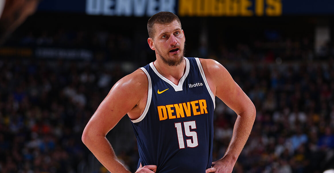 NBA总决赛集结日再迎强敌,孟菲斯灰熊队长鼓劲,主帅态度:底气十足,医务组通报恢复 NBA总决赛集结日再迎强敌,孟菲斯灰熊队长鼓劲,主帅态度:底气十足,医务组通报恢复