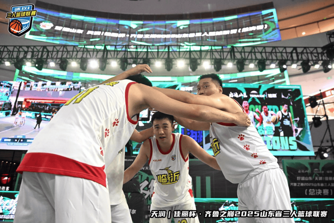 包含CBA常规赛赛前再迎强敌，山东泰山回应争议，主帅态度：态度坚定，医务组通报恢复的词条