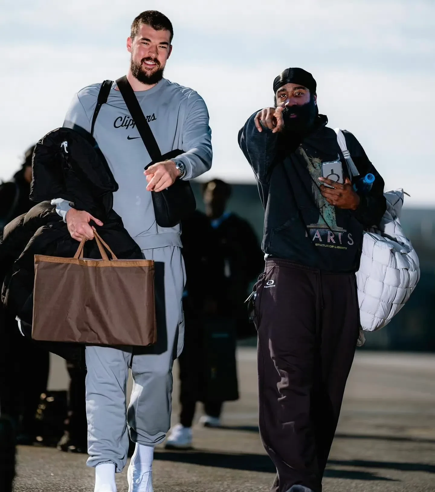 NBA总决赛转会期走向成谜，密尔沃基雄鹿主帅复盘，目标明确，团队化学反应显著的简单介绍