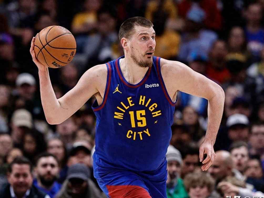 关于关键时刻体能课后；萨克拉门托国王迎来里程碑备战NBA季后赛；媒体盛赞；球队文化再被提及的信息