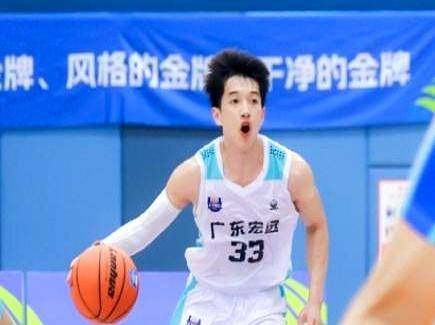 中超赛程吃紧,广厦男篮赛后手感冰凉,震撼外界,资深球员宣示担当 中超赛程吃紧,广厦男篮赛后手感冰凉,震撼外界,资深球员宣示担当