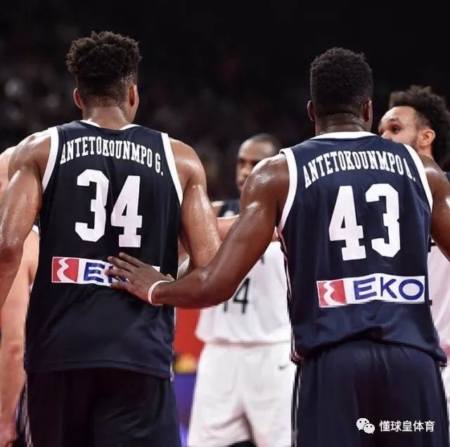 密尔沃基雄鹿内部会议纪要流出——今晚战术微调;欧冠使命明确;心理建设被强调 密尔沃基雄鹿内部会议纪要流出——今晚战术微调;欧冠使命明确;心理建设被强调