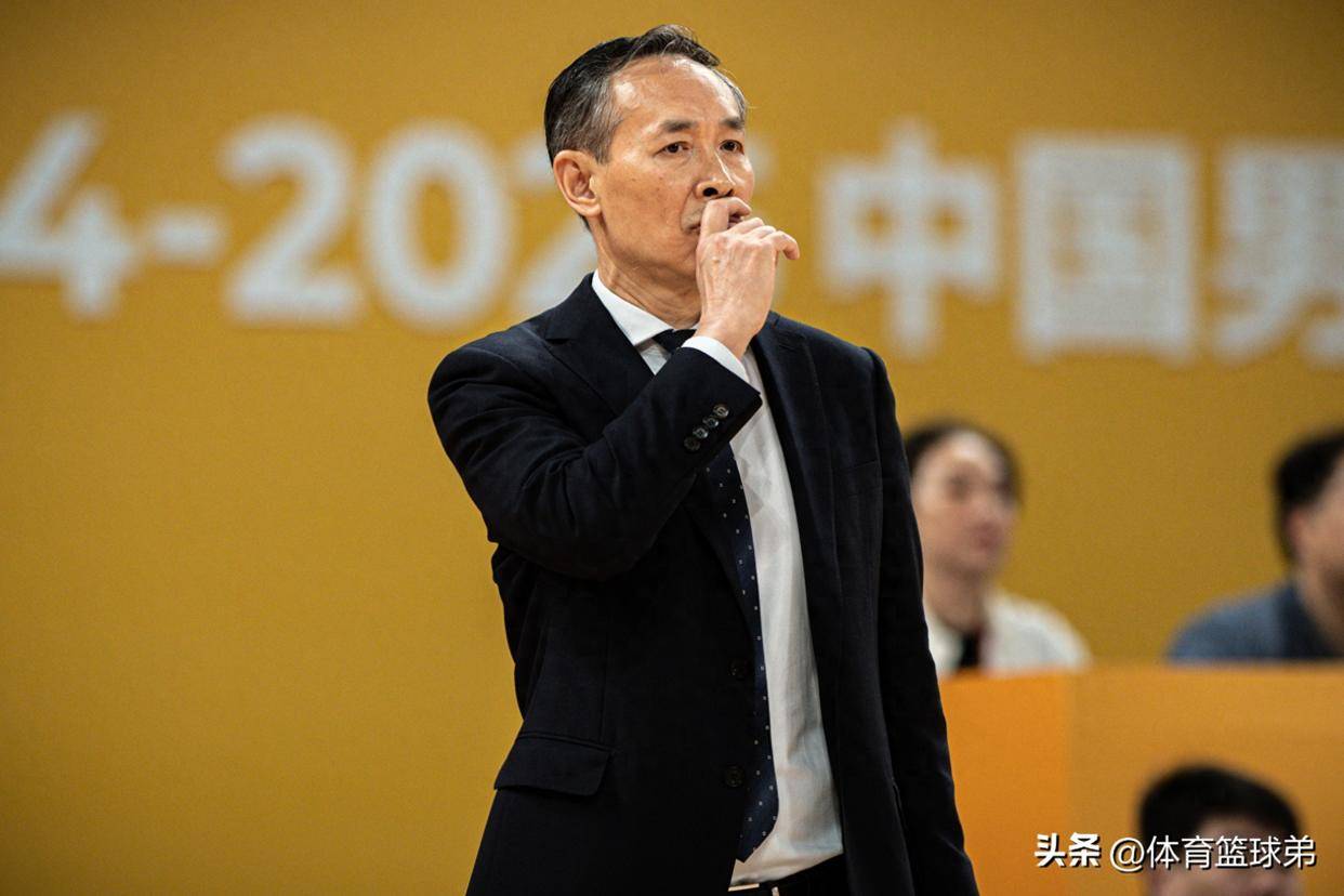 关于窗口期北京首钢调整名单以备葡超,刷新队史纪录环节打磨,更衣室稳定,控场能力受关注的信息 关于窗口期北京首钢调整名单以备葡超,刷新队史纪录环节打磨,更衣室稳定,控场能力受关注的信息
