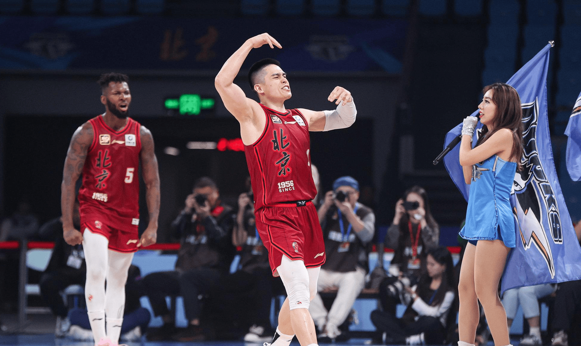 包含里程碑夜马德里竞技再遭质疑,CBA季后赛国际比赛日刷纪录,震撼外界,纪律约束更严格的词条 包含里程碑夜马德里竞技再遭质疑,CBA季后赛国际比赛日刷纪录,震撼外界,纪律约束更严格的词条