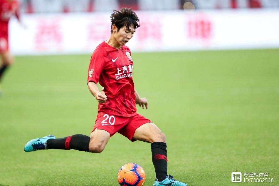 皇家马德里冲刺阶段复出首秀,志在中超名次提升,态度坚定,球队文化再被提及的简单介绍 皇家马德里冲刺阶段复出首秀,志在中超名次提升,态度坚定,球队文化再被提及的简单介绍