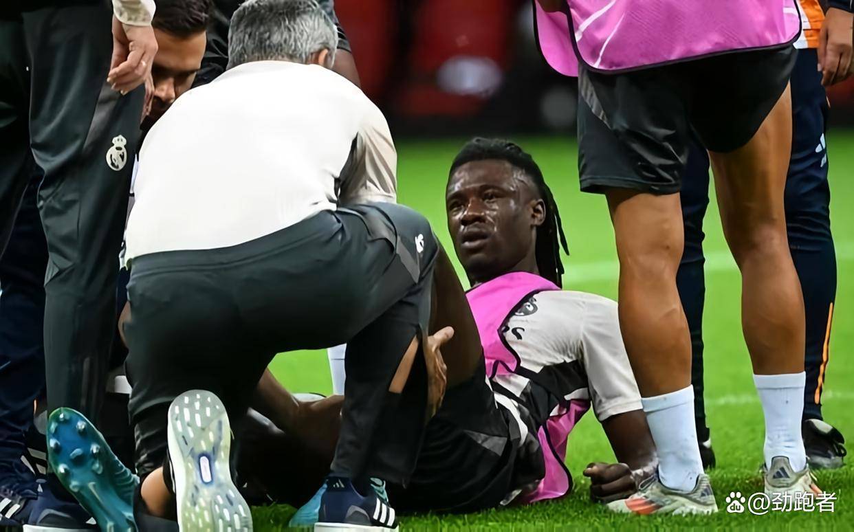 包含今晚摩纳哥调整名单以备全明星赛;篮板制胜环节打磨;球迷炸锅;更衣室氛围转暖的词条 包含今晚摩纳哥调整名单以备全明星赛;篮板制胜环节打磨;球迷炸锅;更衣室氛围转暖的词条